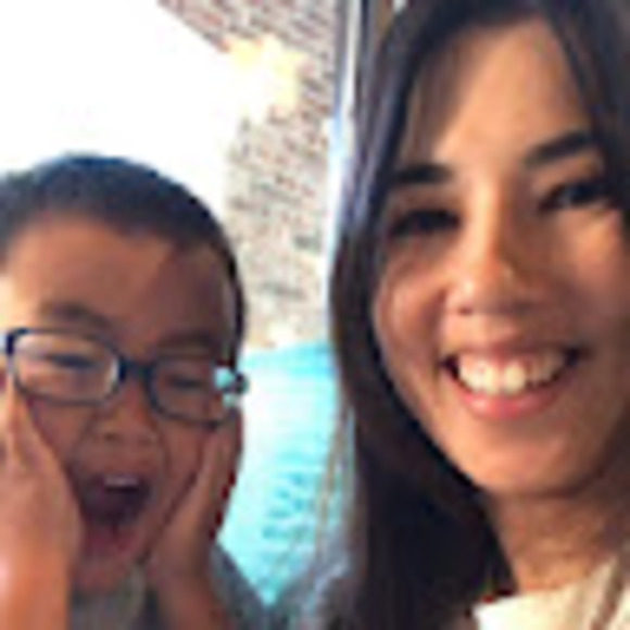 Meet your Posher, Monica - Picture 1 of 1